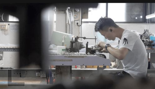 一副眼镜背后的中国制造 市场调研与产业洞察